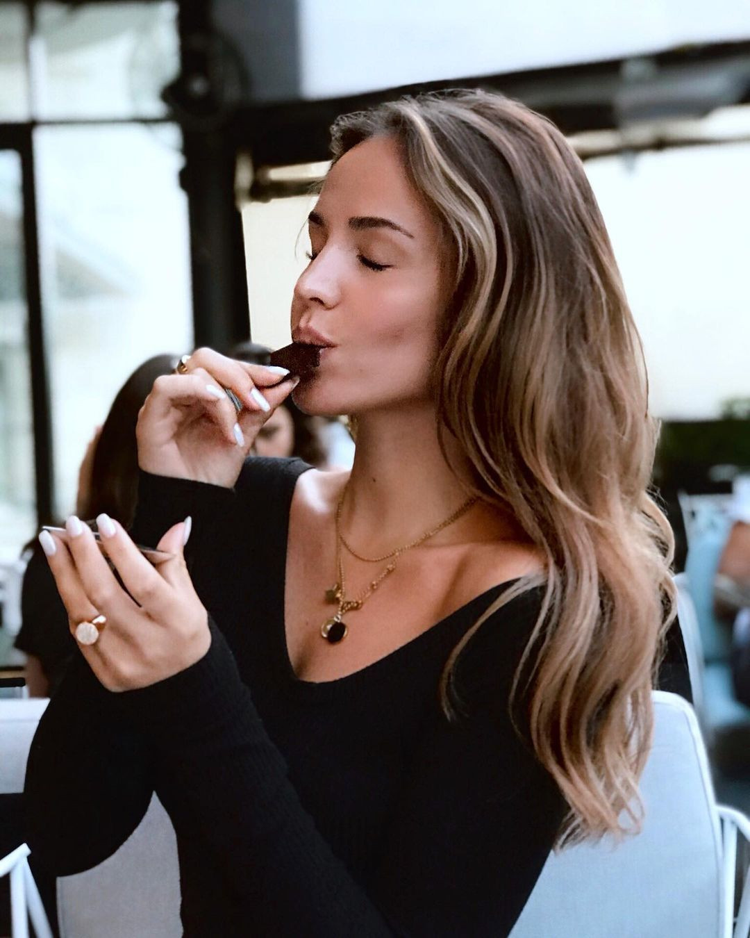 Survivor Berna Keklikler'in inanılmaz değişimi... Güzelliğiyle dudak uçuklattı - Sayfa 14