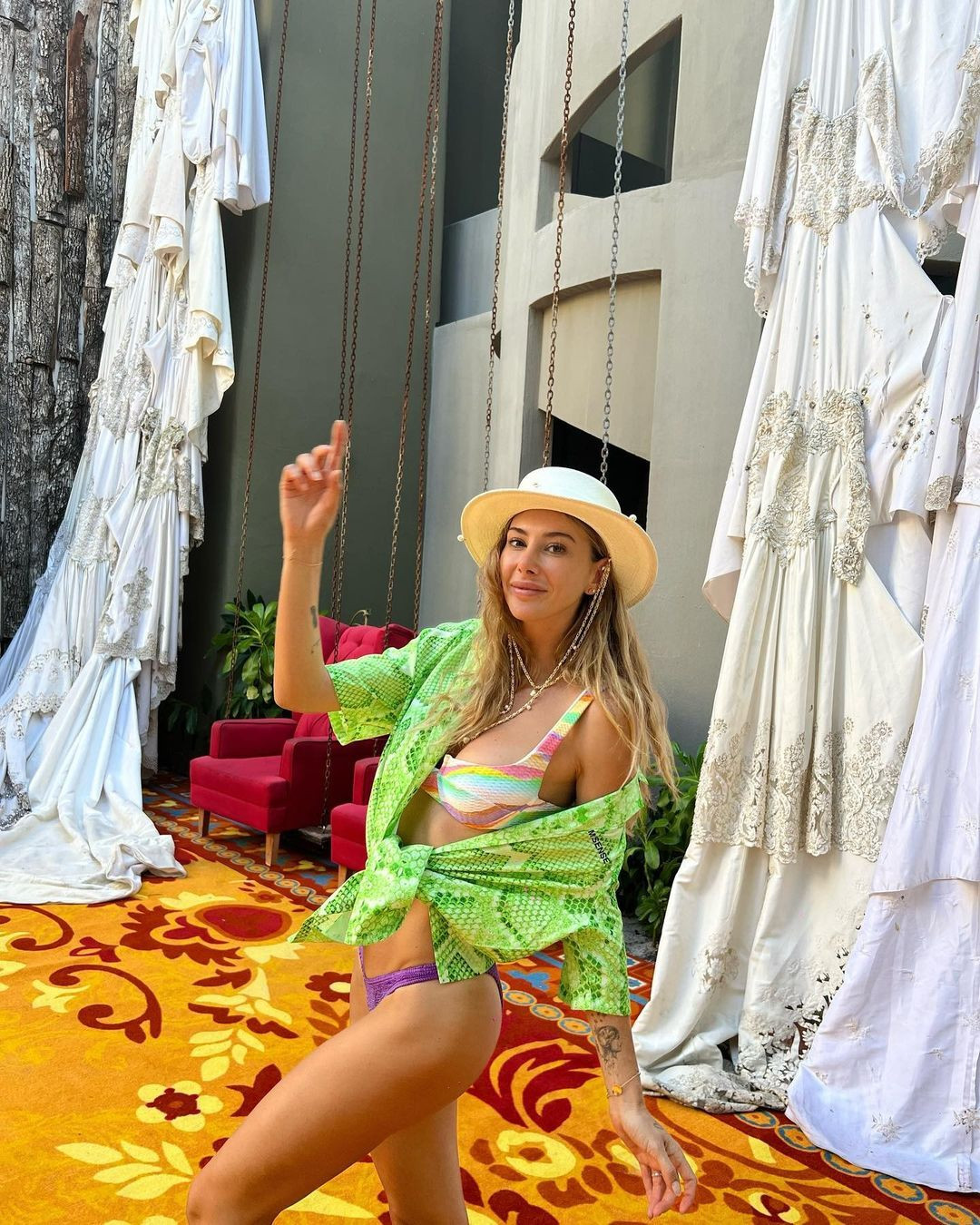 Yaz mevsimine doymuyor... Şeyma Subaşı'dan Ocak ayının ortasında bikinili pozlar - Sayfa 38