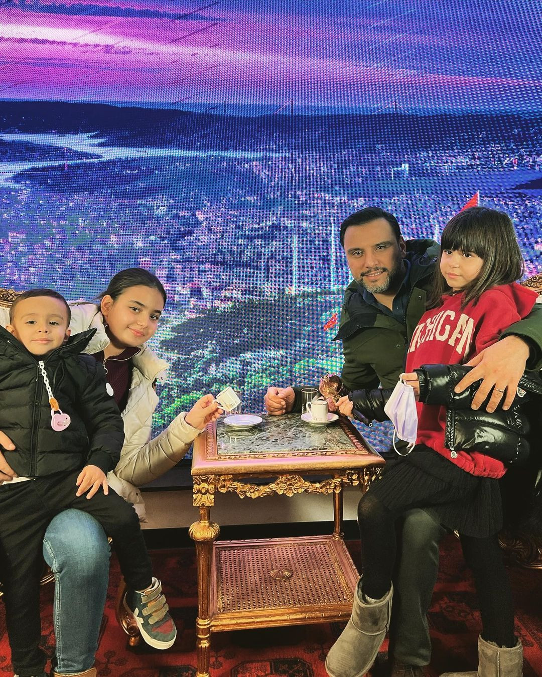 Selçuk Tektaş'ın vefatıyla yıkılan Alişan yaşadıklarını gözyaşları içinde anlattı - Sayfa 17