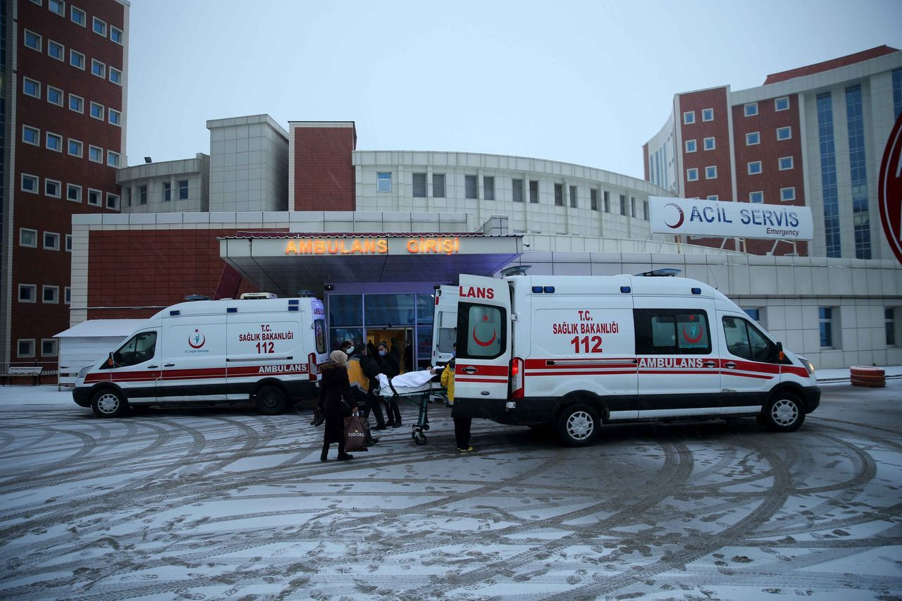 Öğrenci servisleri çarpıştı: 27 öğrenci yaralı - Sayfa 8