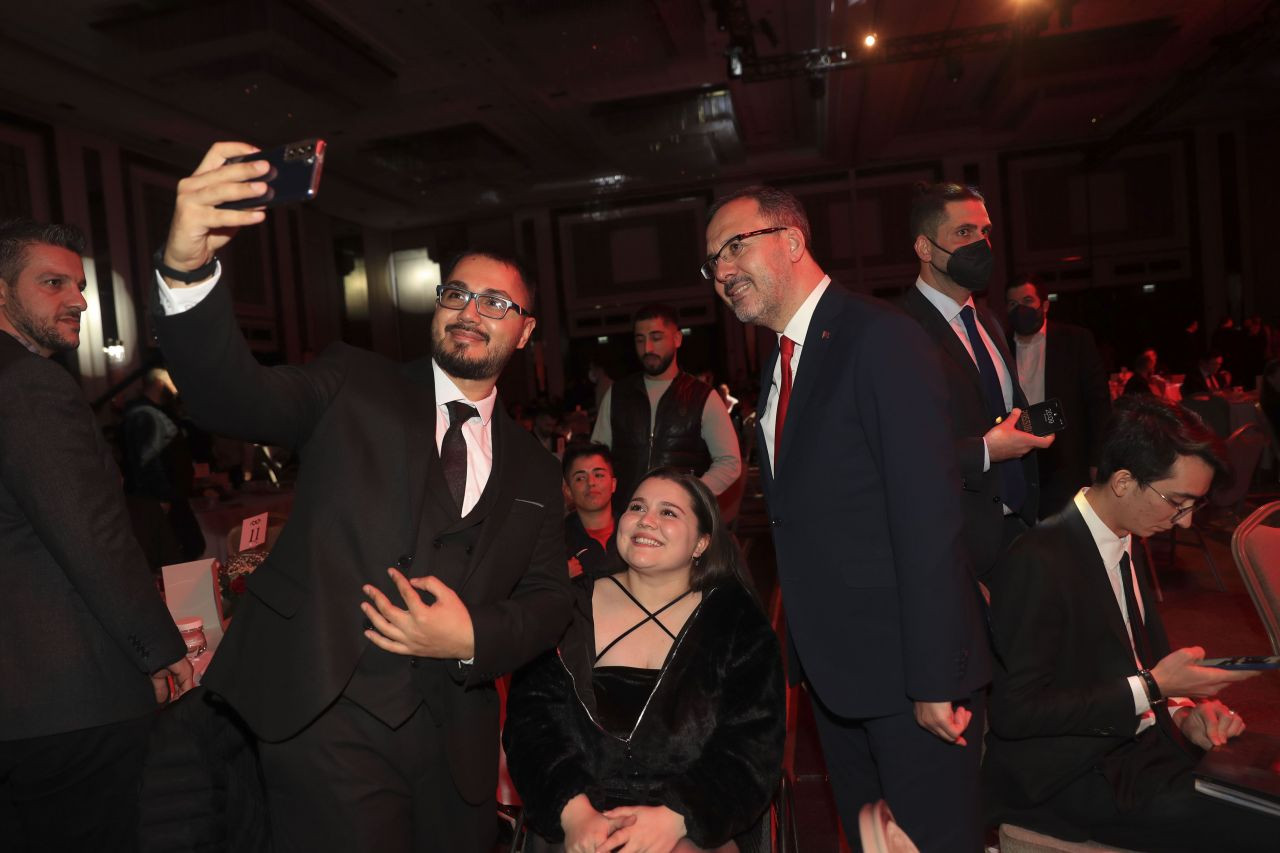 Gençlik ve Spor Bakanlığı'ndan Tokyo'nun kahramanları için özel resepsiyon - Sayfa 21