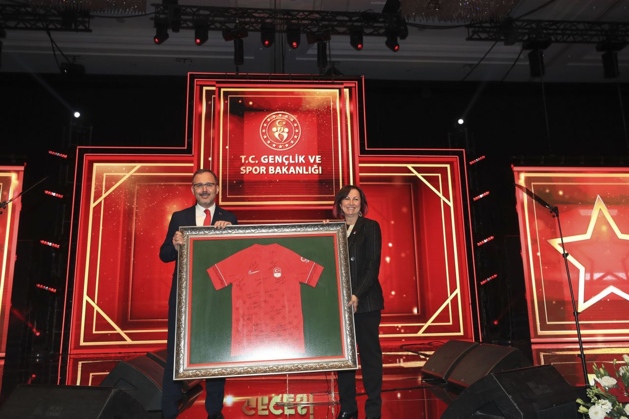 Gençlik ve Spor Bakanlığı'ndan Tokyo'nun kahramanları için özel resepsiyon - Sayfa 7