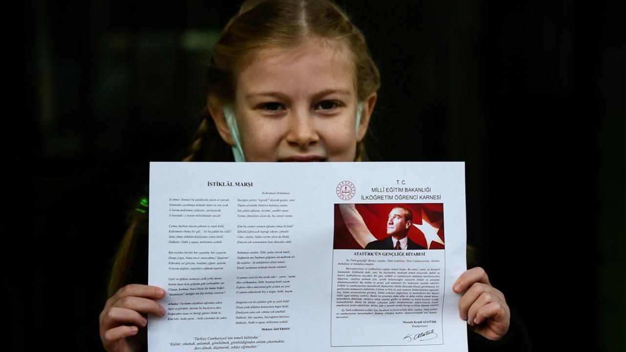 Birinci dönemin son ders zili çaldı! Yarıyıl tatili başladı... - Sayfa 23