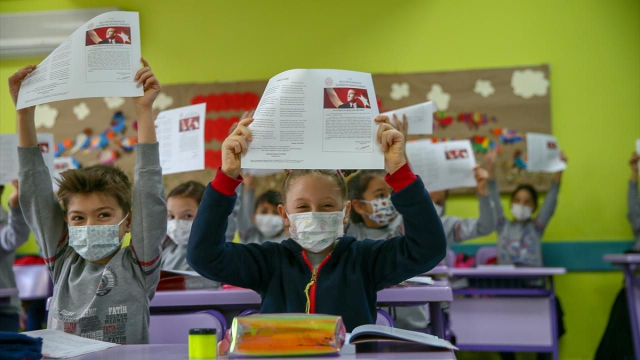 Birinci dönemin son ders zili çaldı! Yarıyıl tatili başladı... - Sayfa 21