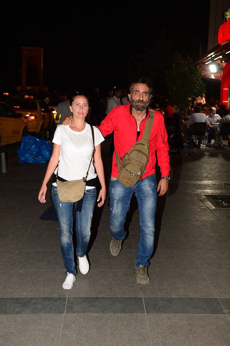 Kurtlar Vadisi'nin Memati'si Gürkan Uygun'un eşi bakın kimmiş! Sır gibi sakladığı eşi Şebnem Uygun ortaya çıktı - Sayfa 5