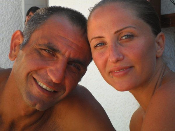 Kurtlar Vadisi'nin Memati'si Gürkan Uygun'un eşi bakın kimmiş! Sır gibi sakladığı eşi Şebnem Uygun ortaya çıktı - Sayfa 21