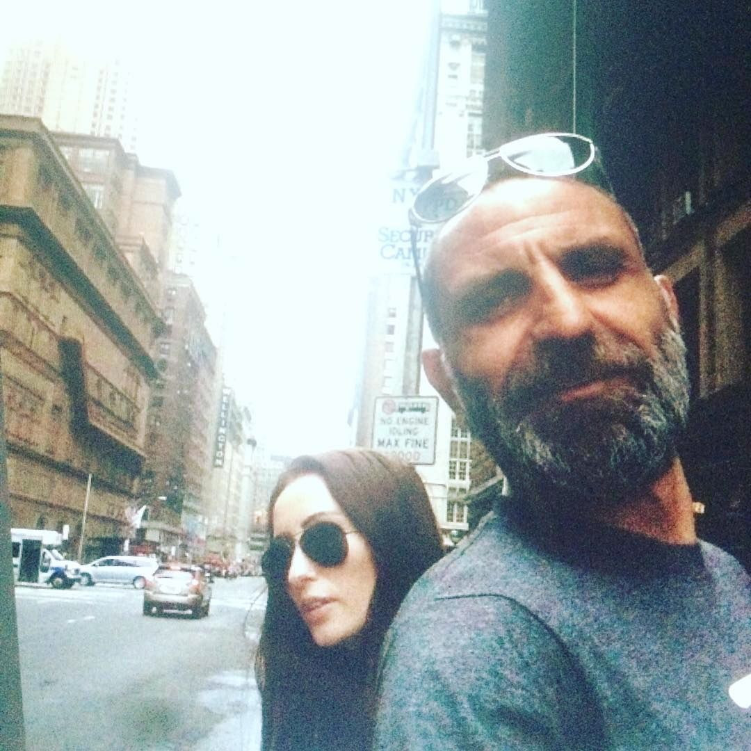 Kurtlar Vadisi'nin Memati'si Gürkan Uygun'un eşi bakın kimmiş! Sır gibi sakladığı eşi Şebnem Uygun ortaya çıktı - Sayfa 11