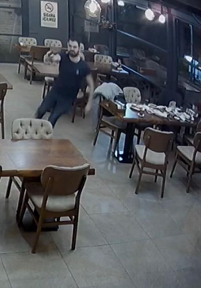 Eski nişanlısı tarafından katledilen Avukat Dilara'nın cinayet görüntüleri ortaya çıktı! Yere düşürüp peş peşe... - Sayfa 6