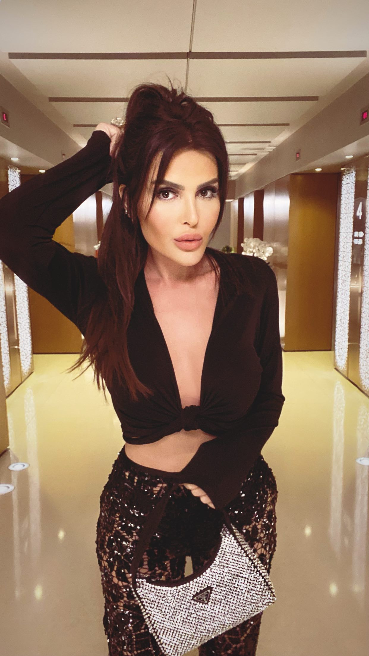 Kilo veren Selin Ciğerci'nin iddialı cesur pantolonu Instagram'ı kasıp kavurdu! Gülşen'in kıyafetine benzetildi - Sayfa 11