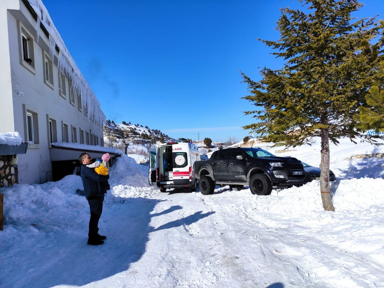 Saklıkent'te veranda çöktü! 8 kişi yaralandı - Sayfa 6