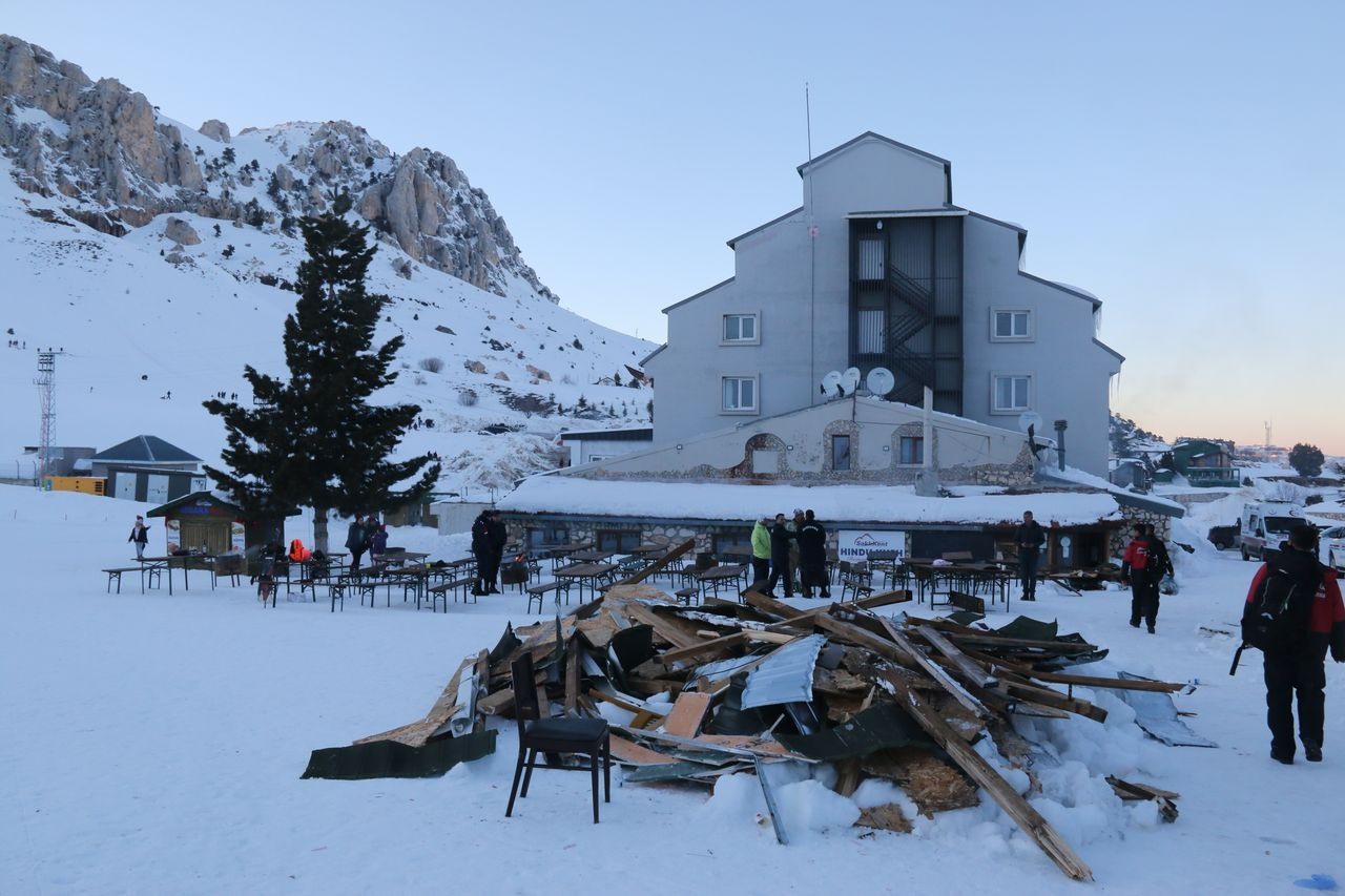 Saklıkent'te veranda çöktü! 8 kişi yaralandı - Sayfa 21