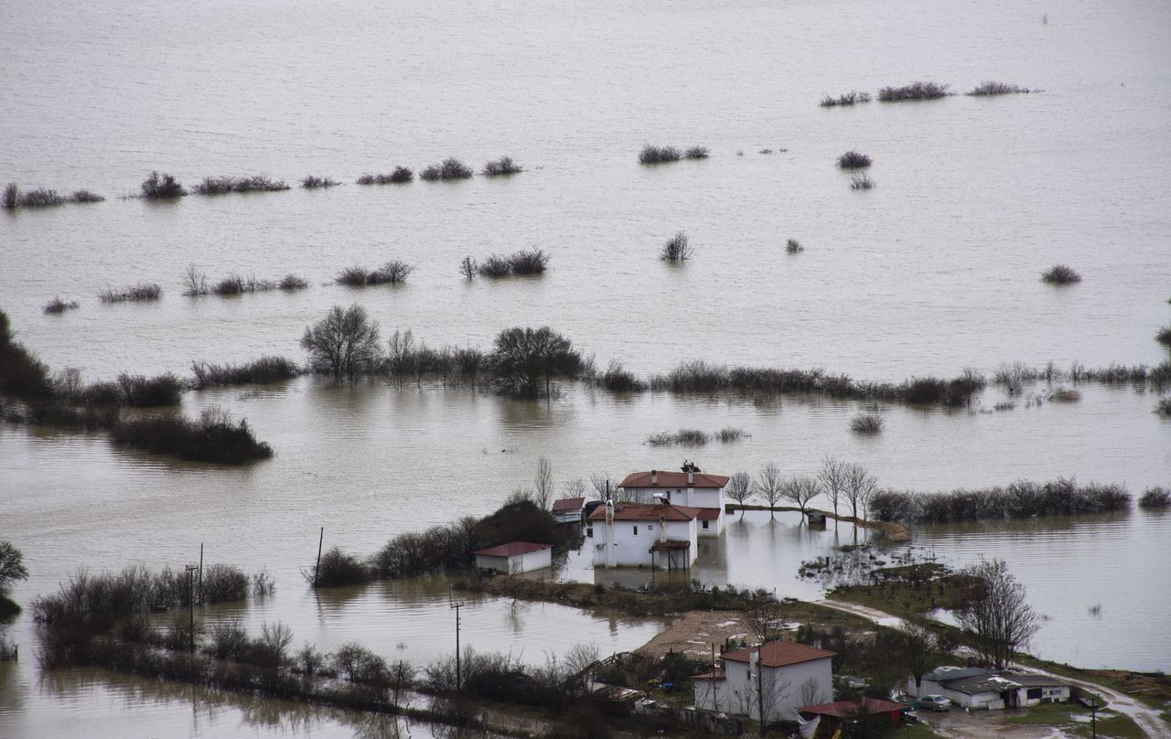 Muğla'da sağanak felaket getirdi, tarım alanları sular altında kaldı - Sayfa 12