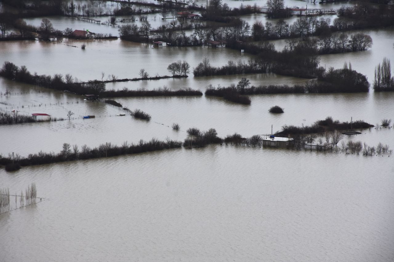 Muğla'da sağanak felaket getirdi, tarım alanları sular altında kaldı - Sayfa 15