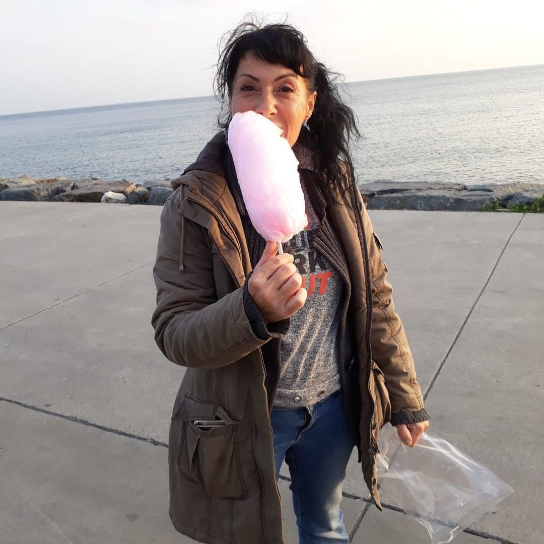 Üç kez kanseri yenen şarkıcı Gülay Sezer vasiyetini açıkladı - Sayfa 14