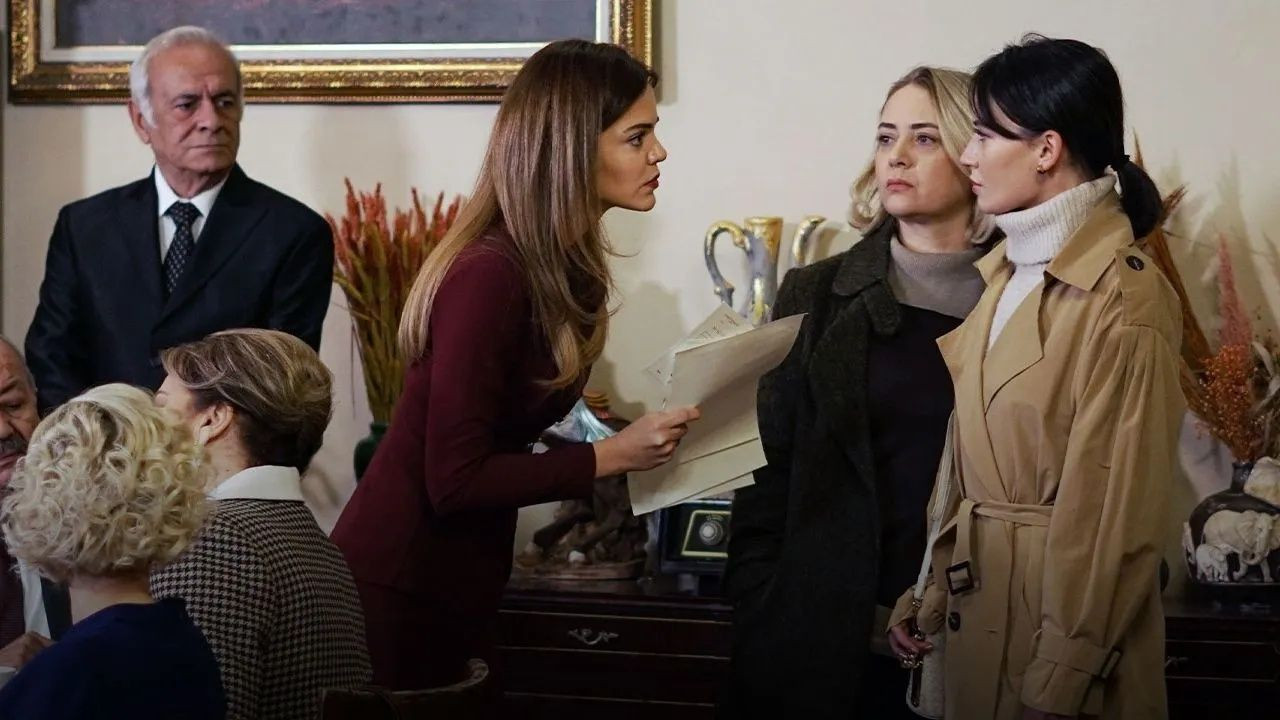 Bir Zamanlar Çukurova'da Final Gibi Ayrılık! Ünlü Oyuncu Dizi bitmeden veda ediyor! - Sayfa 7