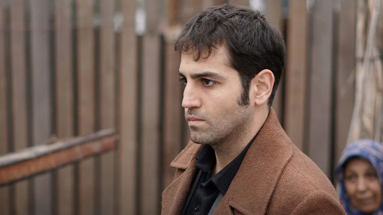 Bir Zamanlar Çukurova'da Final Gibi Ayrılık! Ünlü Oyuncu Dizi bitmeden veda ediyor! - Sayfa 13