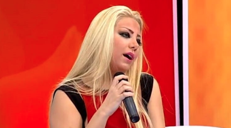 Gülşah Saraçoğlu'nun eski halinden eser kalmadı! Estetiksiz ve kilolu fotoğraflarını tanıyamayacaksınız - Sayfa 40