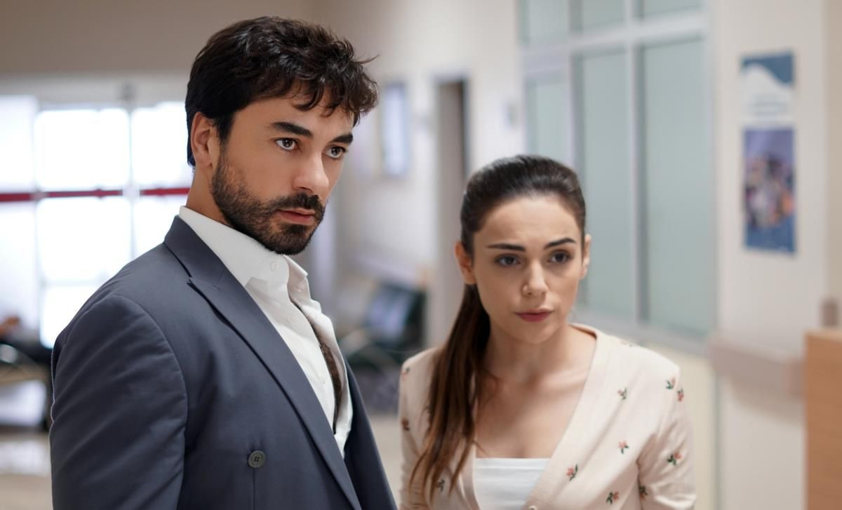 Ayşe ve Ferit'in Masalı Kalp Yarası Final Bölümüyle Son Kez Ekranda! Sosyal Medya Yıkıldı! - Sayfa 7
