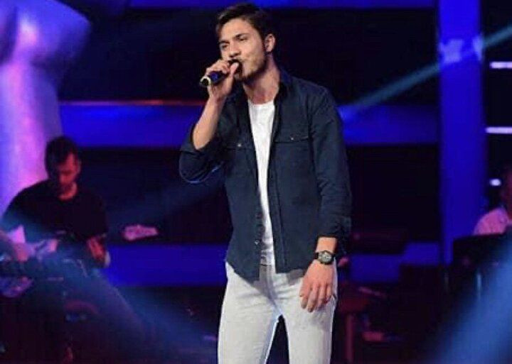 O Ses Türkiye yarışmacısı Talha Burak Karayılan, silahlı saldırıya uğradı! Dehşet anları kamerada... - Sayfa 9