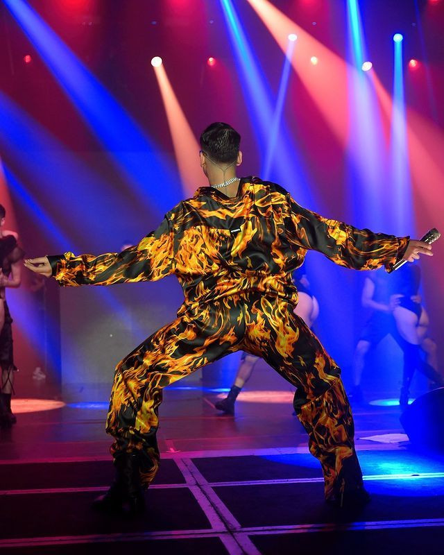 Bostancı Gösteri Merkezi'nde konser veren Kerimcan Durmaz iddialı tarzıyla sahneyi salladı - Sayfa 13