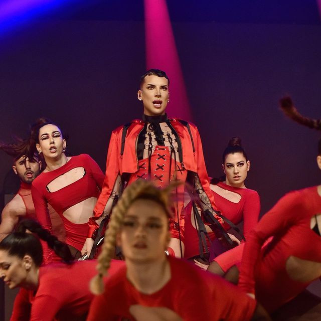 Bostancı Gösteri Merkezi'nde konser veren Kerimcan Durmaz iddialı tarzıyla sahneyi salladı - Sayfa 15