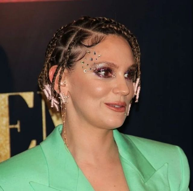 Farah Zeynep Abdullah, Bergen filminin galasında giydiği kıyafetine gelen eleştirilere yanıt verdi - Sayfa 19