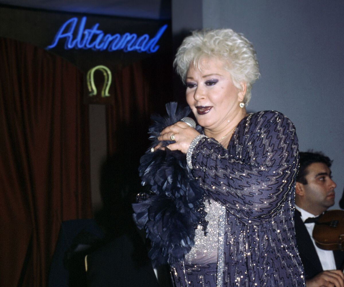 Usta sanatçı Muazzez Abacı’dan kahreden haber! Alzheimer başlangıcı teşhisi konuldu - Sayfa 12