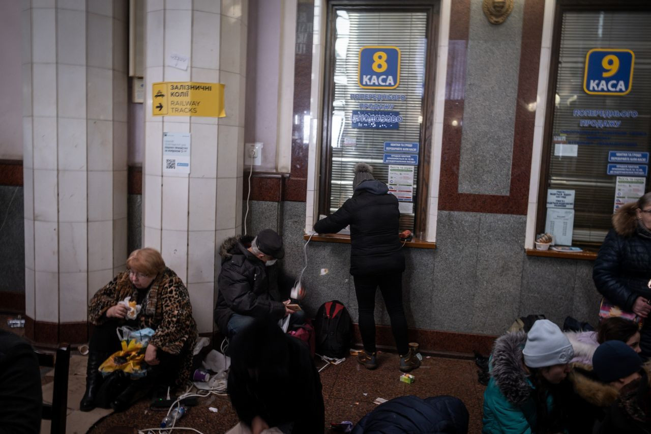 Rusya saldırıları altındaki Ukrayna'da insanlık dramı yaşanıyor! - Sayfa 6