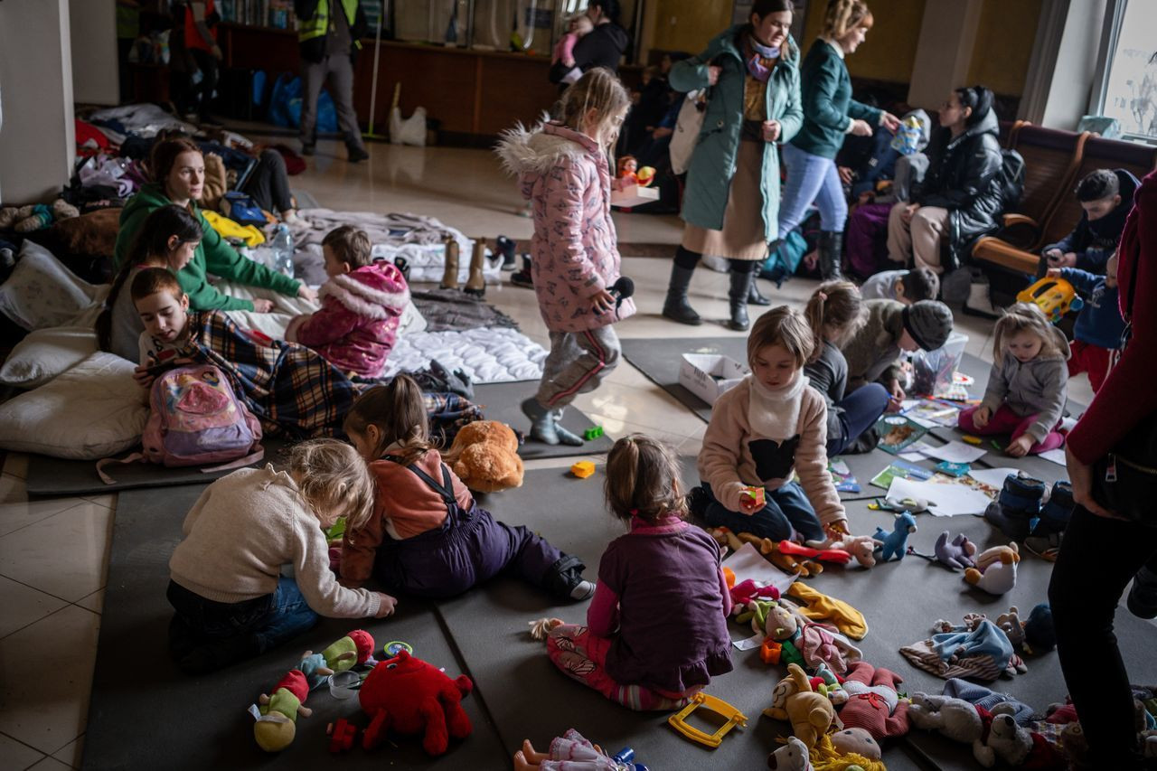 Rusya saldırıları altındaki Ukrayna'da insanlık dramı yaşanıyor! - Sayfa 32