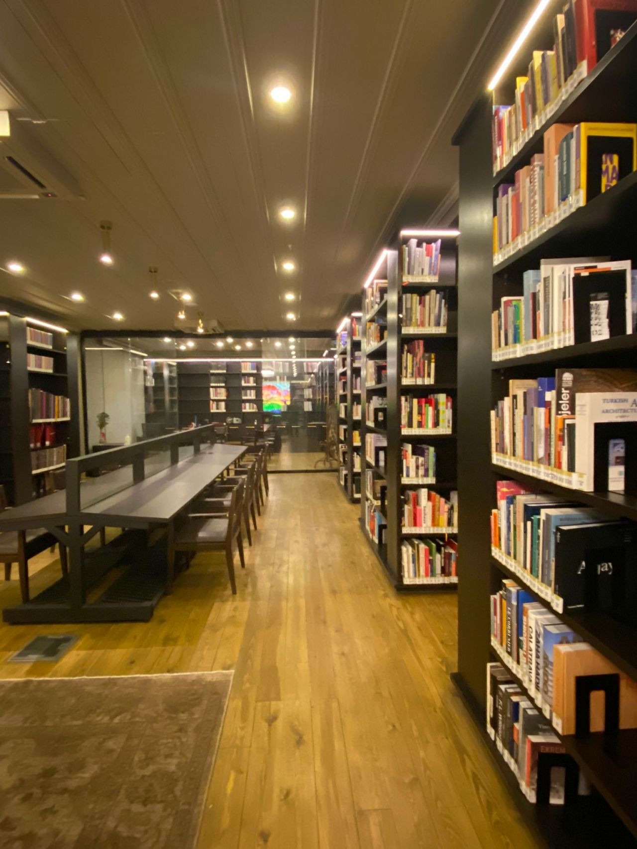 Kazlıçeşme Sanat Kütüphanesi Bakan Özer'in katılımıyla kapılarını açtı - Sayfa 6