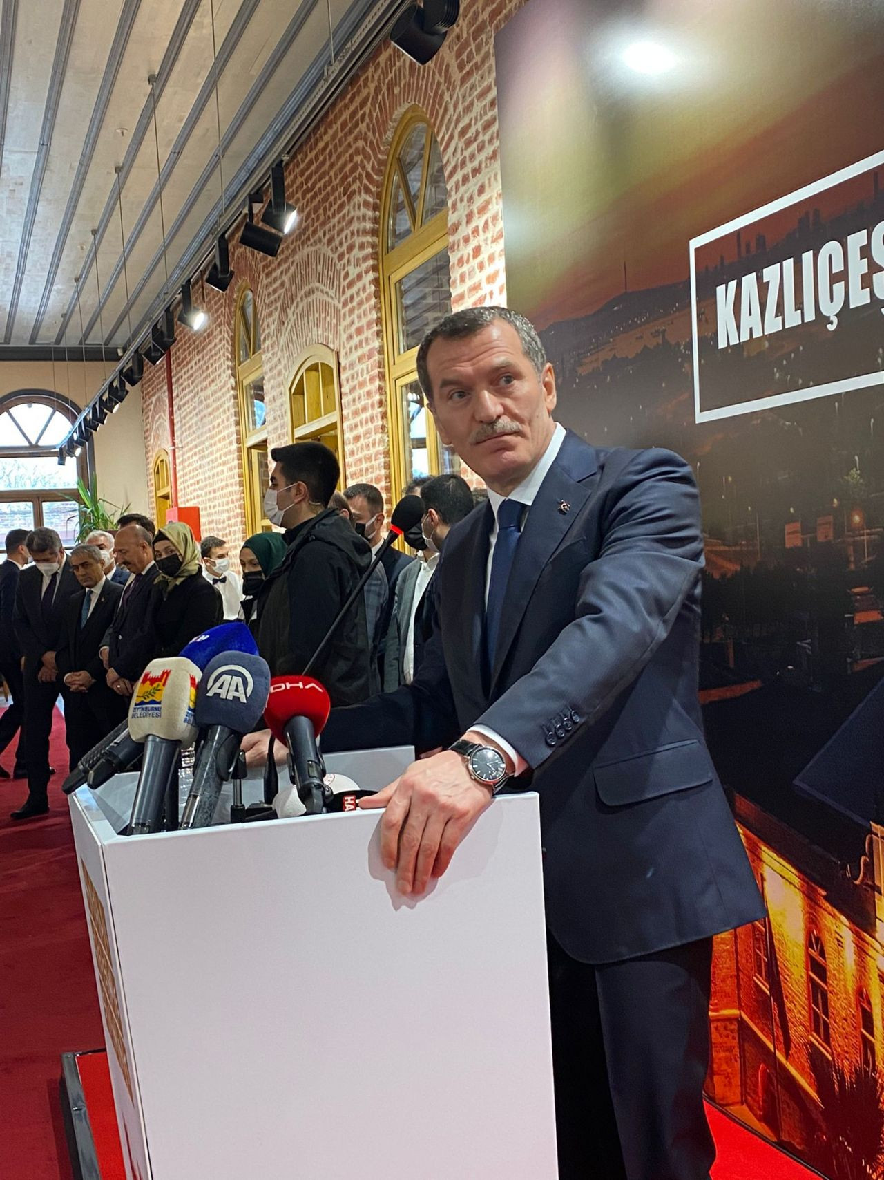 Kazlıçeşme Sanat Kütüphanesi Bakan Özer'in katılımıyla kapılarını açtı - Sayfa 8