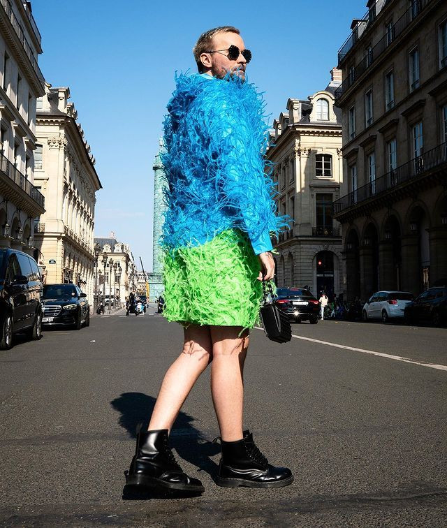 Yılın piştisi! Hadise erkek fenomenle aynı kıyafeti giydi - Sayfa 13