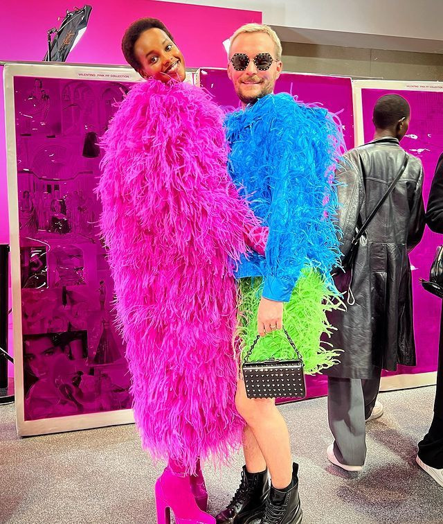 Yılın piştisi! Hadise erkek fenomenle aynı kıyafeti giydi - Sayfa 5