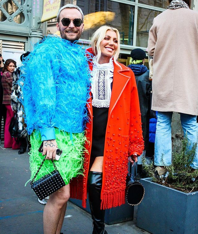 Yılın piştisi! Hadise erkek fenomenle aynı kıyafeti giydi - Sayfa 6