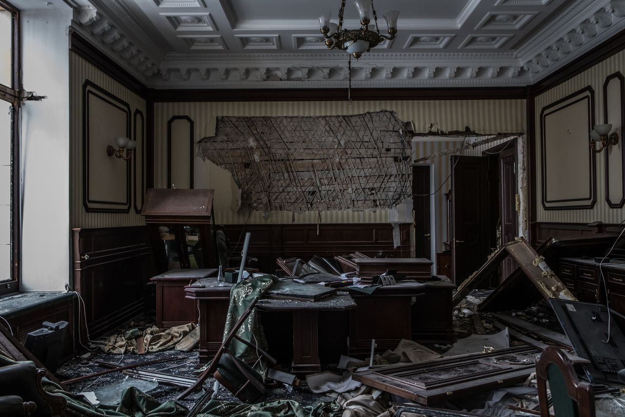 Rus güçlerinin bombaladığı Harkiv'de insanlar ölüyor, evler yıkılıyor - Sayfa 27