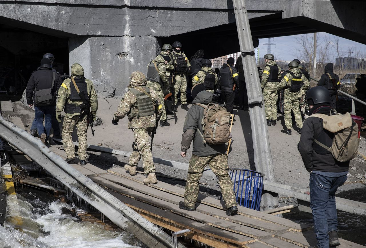 Savaşın kasıp kavurduğu Ukrayna'da sivillerin tahliyesi sürüyor - Sayfa 27