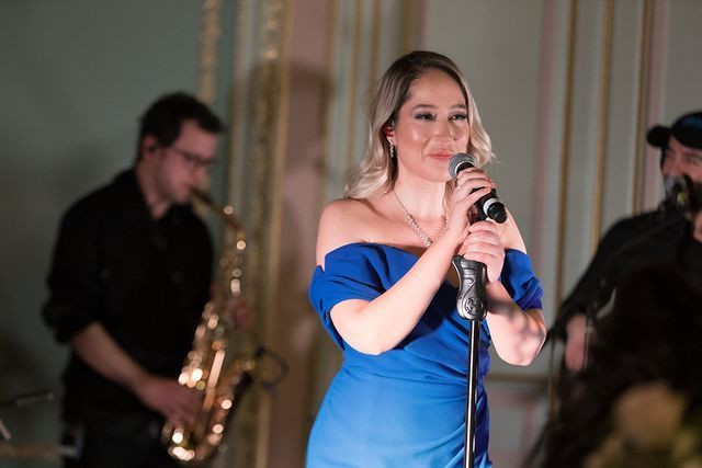 Sevgilisini trafik kazasında kaybeden Gülçin Ergül aylar sonra sahneye çıktı - Sayfa 11