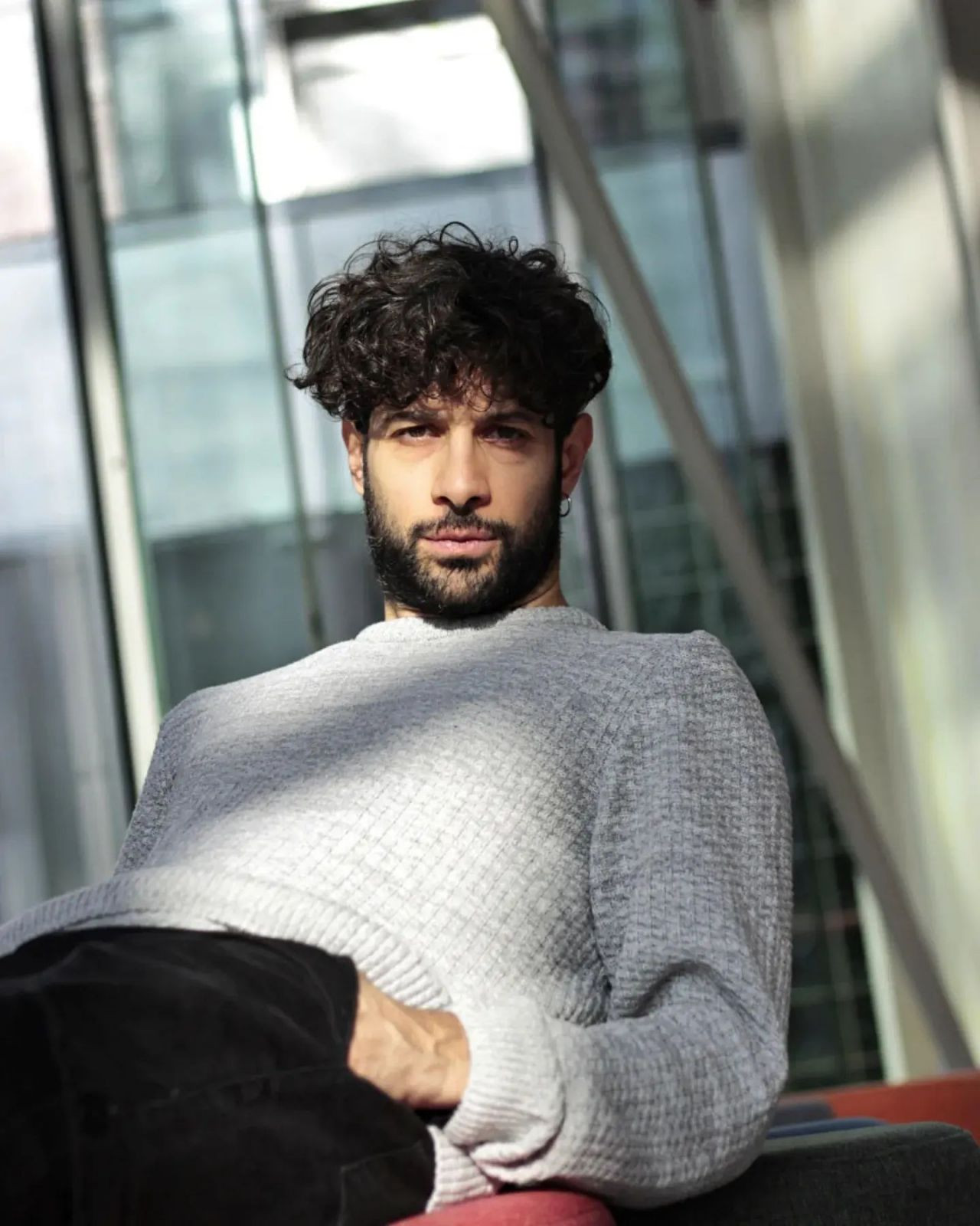 Pis Yedili'nin Zeki'si Ümit Erlim imaj değiştirdi! Yakışıklılığıyla görenleri büyüledi - Sayfa 15