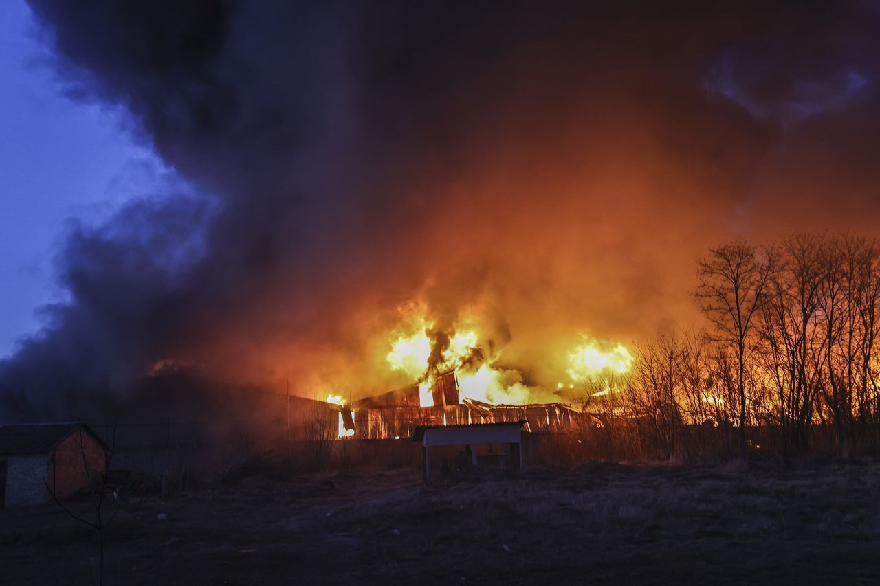Rus ordusu, Ukrayna'nın başkenti Kiev'i hedef aldı! - Sayfa 6