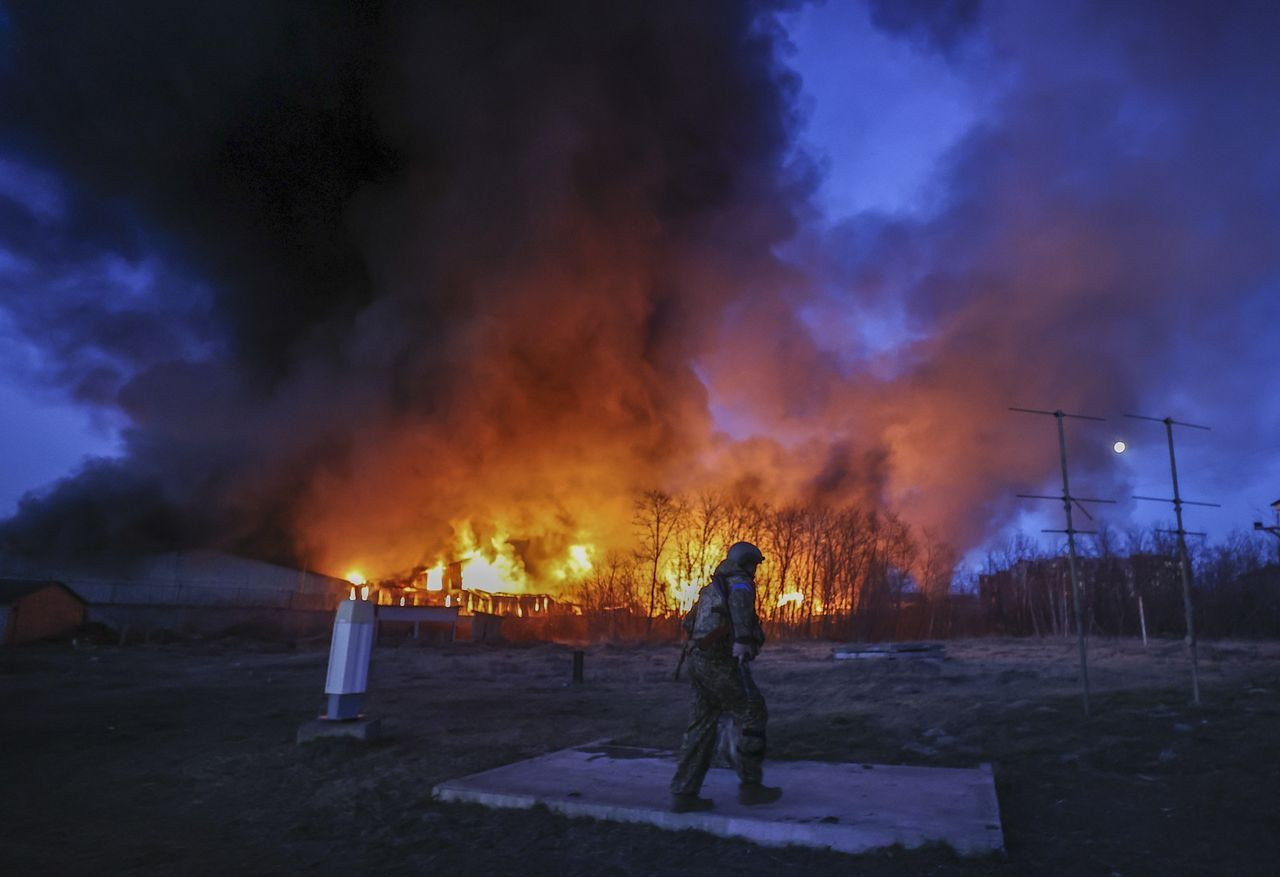 Rus ordusu, Ukrayna'nın başkenti Kiev'i hedef aldı! - Sayfa 11