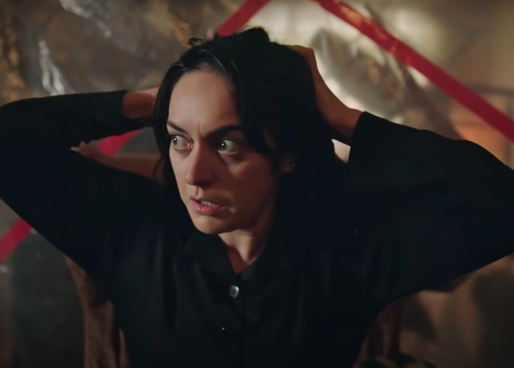 Masumlar Apartmanı'ndaki rolü için saçlarını kısacık kestiren Ezgi Mola yeni imajını Justin Bieber'a benzetti - Sayfa 6