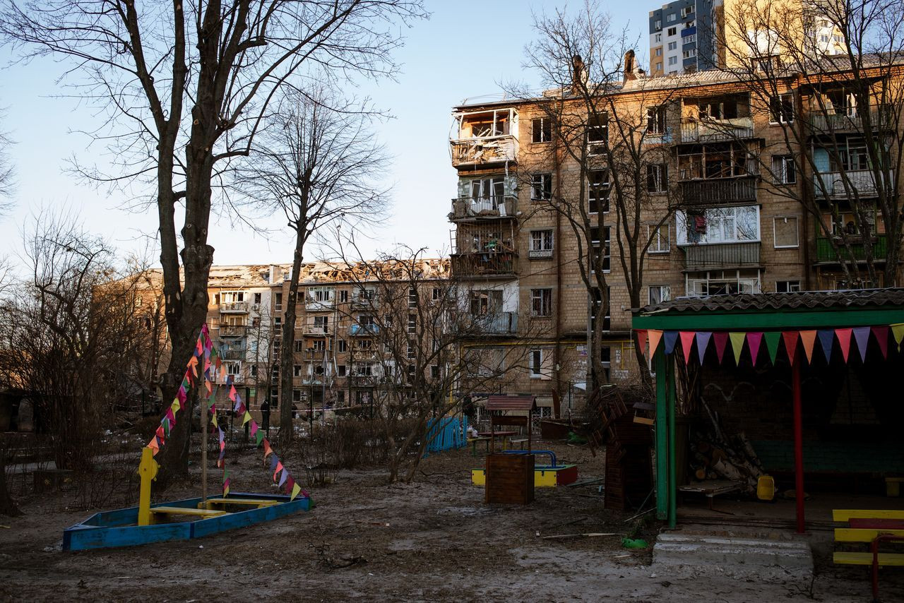 Rusya, Kiev'de sivilleri hedef aldı! Ölü ve yaralılar var - Sayfa 20