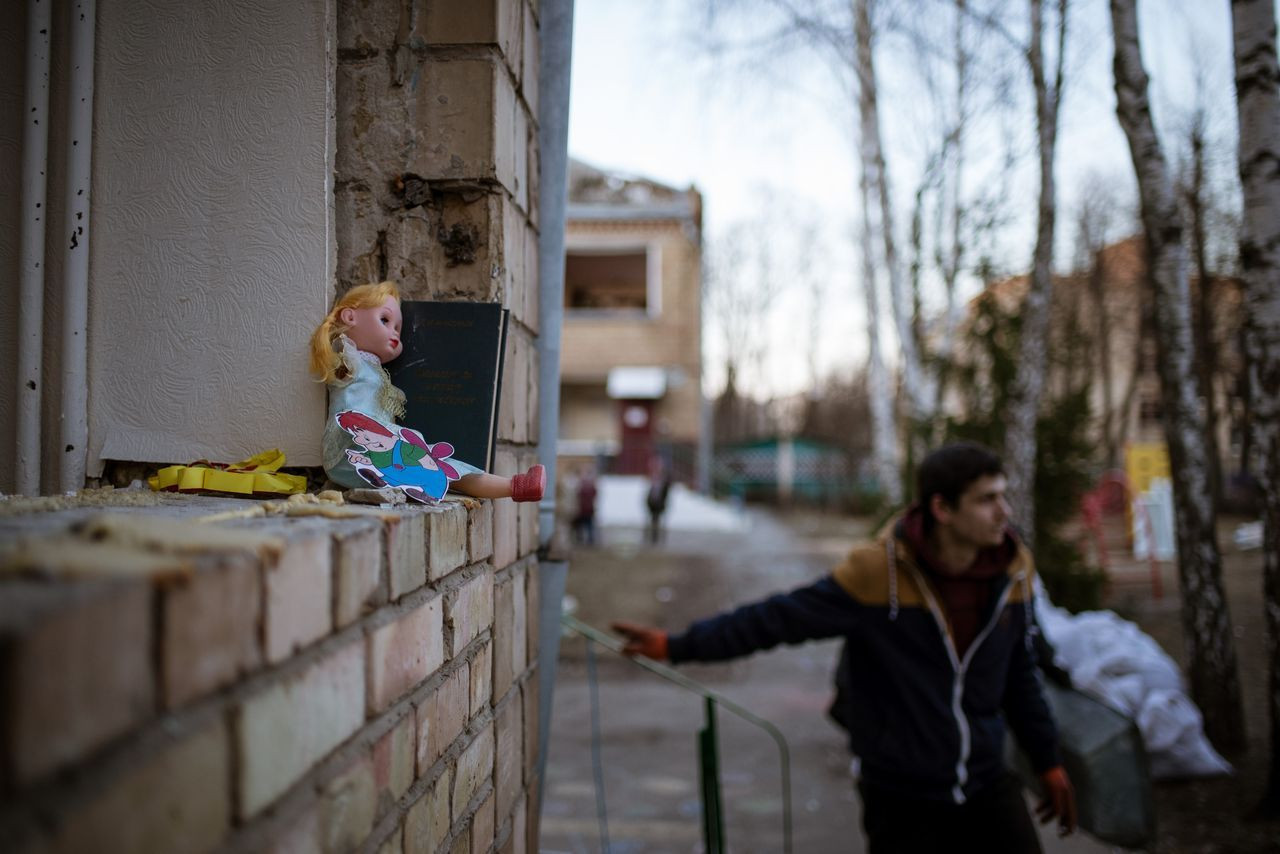 Rusya, Kiev'de sivilleri hedef aldı! Ölü ve yaralılar var - Sayfa 23