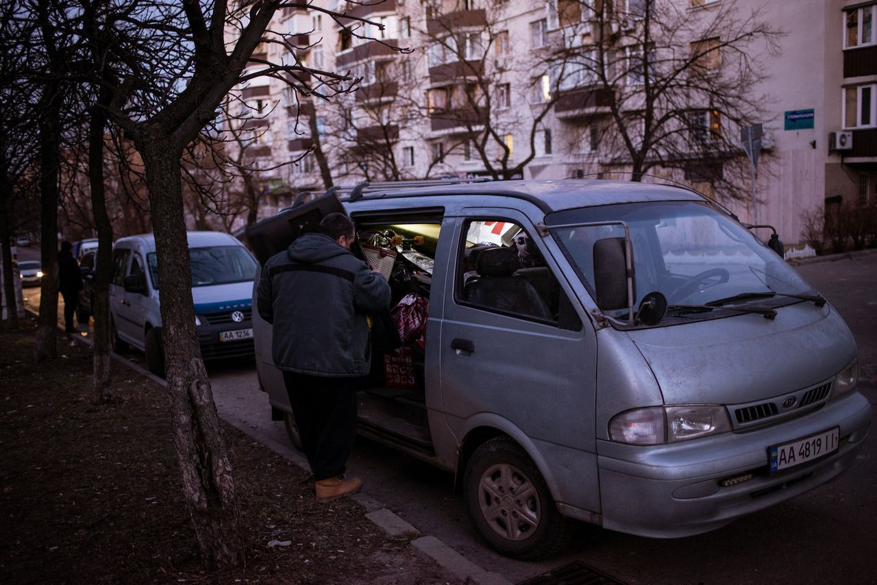 Rusya, Kiev'de sivilleri hedef aldı! Ölü ve yaralılar var - Sayfa 41