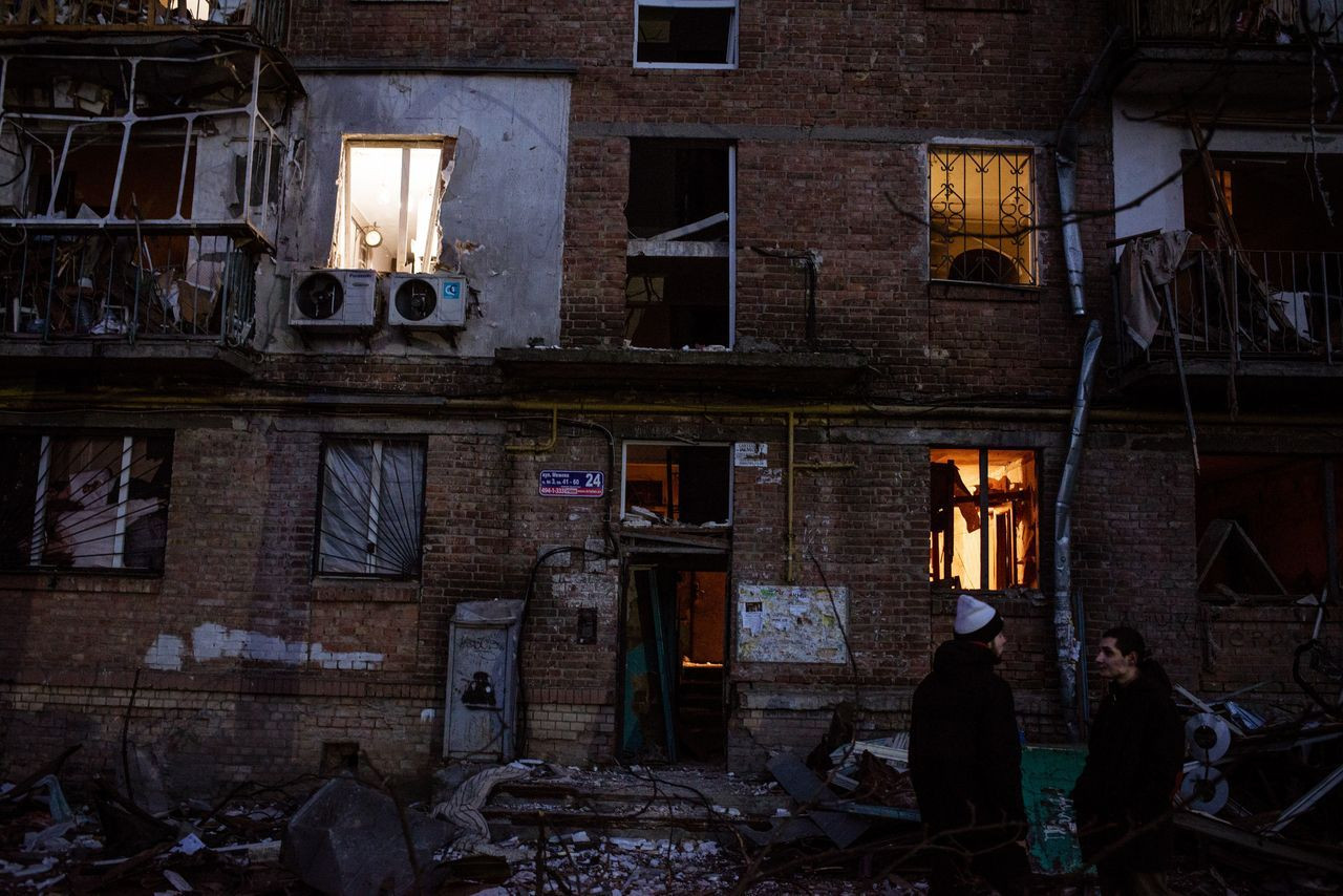 Rusya, Kiev'de sivilleri hedef aldı! Ölü ve yaralılar var - Sayfa 42