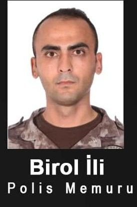 Bingöl'de şehit düşen polisin cenazesinde kahreden anlar: Dün evlilik yıl dönümümüzdü! - Sayfa 20