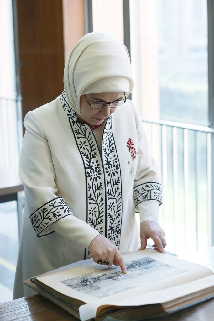 Emine Erdoğan'dan Belçika Kraliyet Kütüphanesi'ne anlamlı hediye - Sayfa 7