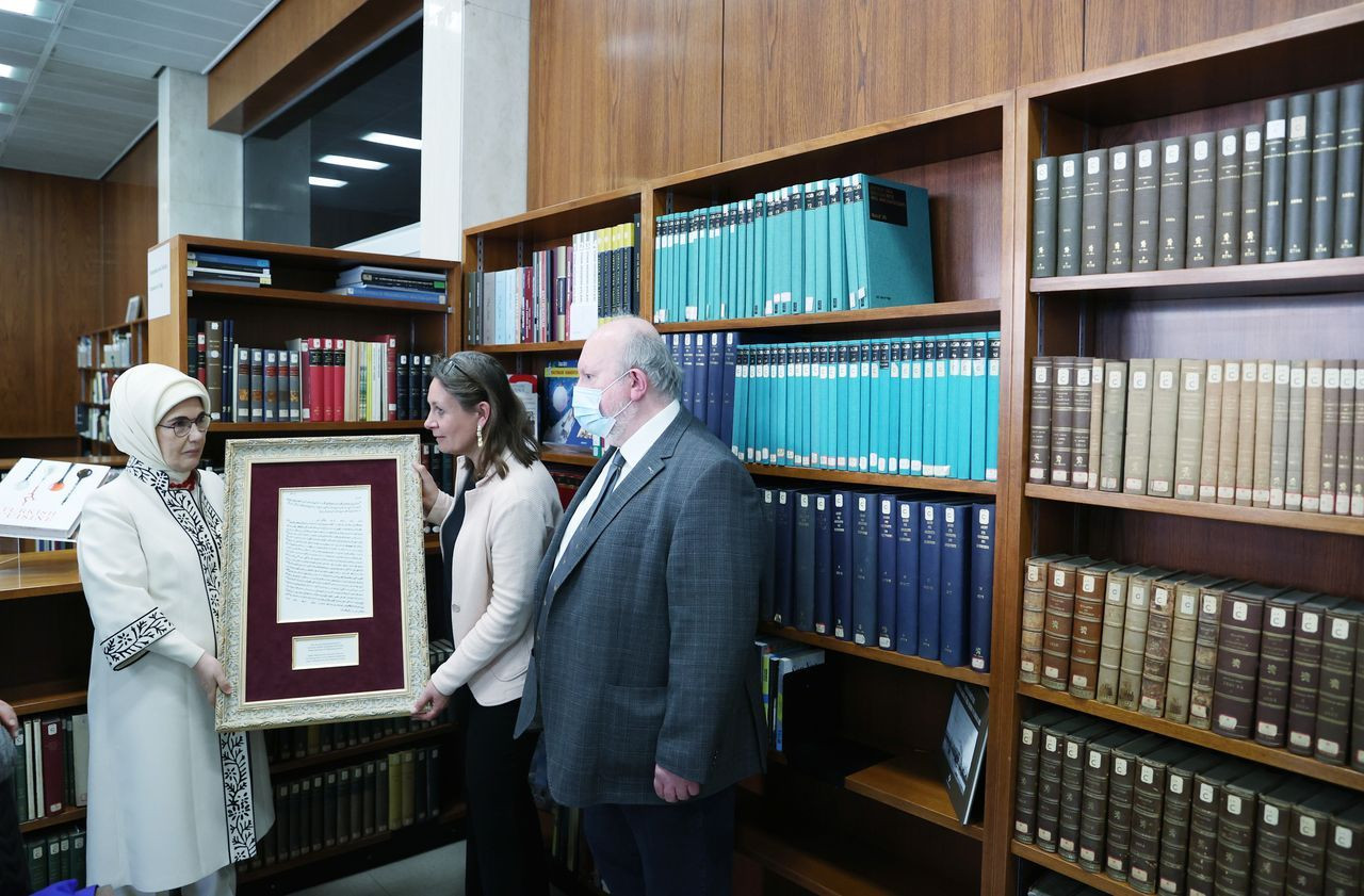 Emine Erdoğan'dan Belçika Kraliyet Kütüphanesi'ne anlamlı hediye - Sayfa 5