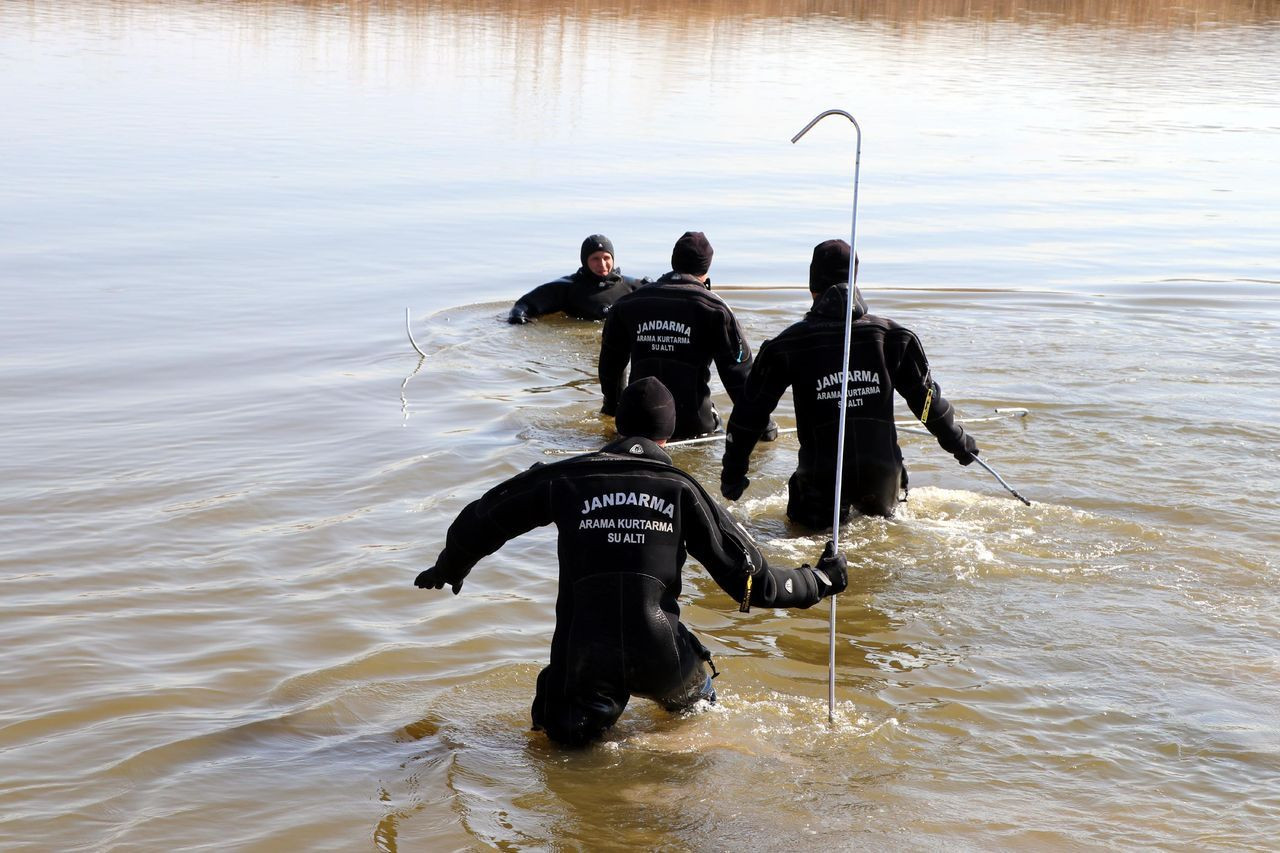 Cesedi kelepçelenmiş halde nehirde bulunmuştu! Sınıf arkadaşları Şeyma'yı unutmadı - Sayfa 10