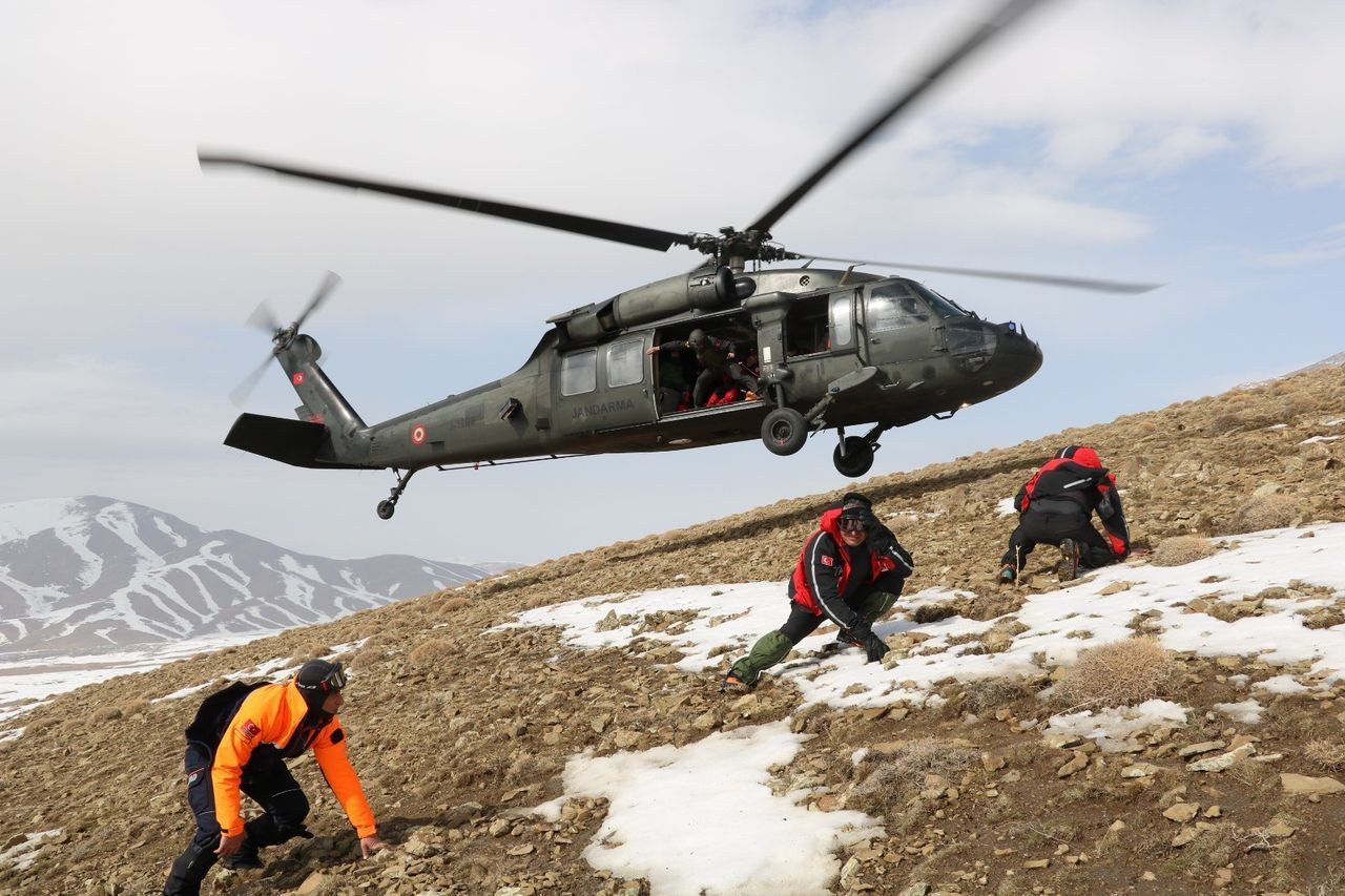 İtalyan turist kayarken çığ altında kaldı - Sayfa 10